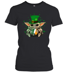 Baby Yoda Hug St Patrick's Day Women's T-Shirt - nikotee