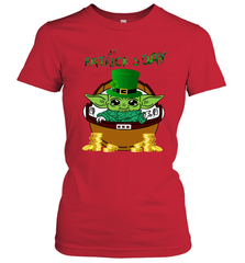 Baby Yoda The Mandalorian Happy St Patrick's Day Women's T-Shirt - nikotee