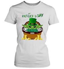 Baby Yoda The Mandalorian Happy St Patrick's Day Women's T-Shirt - nikotee