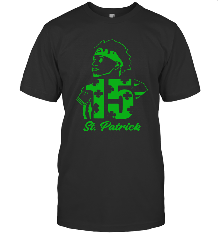 Happy St. Patrick's Day 15 Patrick Mahomes Kansas City Chiefs Men's T-Shirt - nikotee